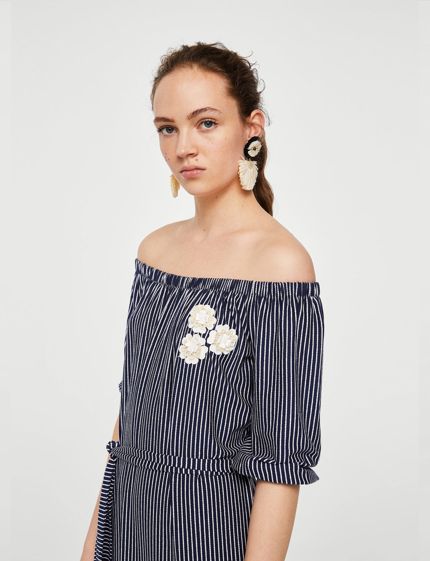 Off-shoulder striped dress - Imagen 2